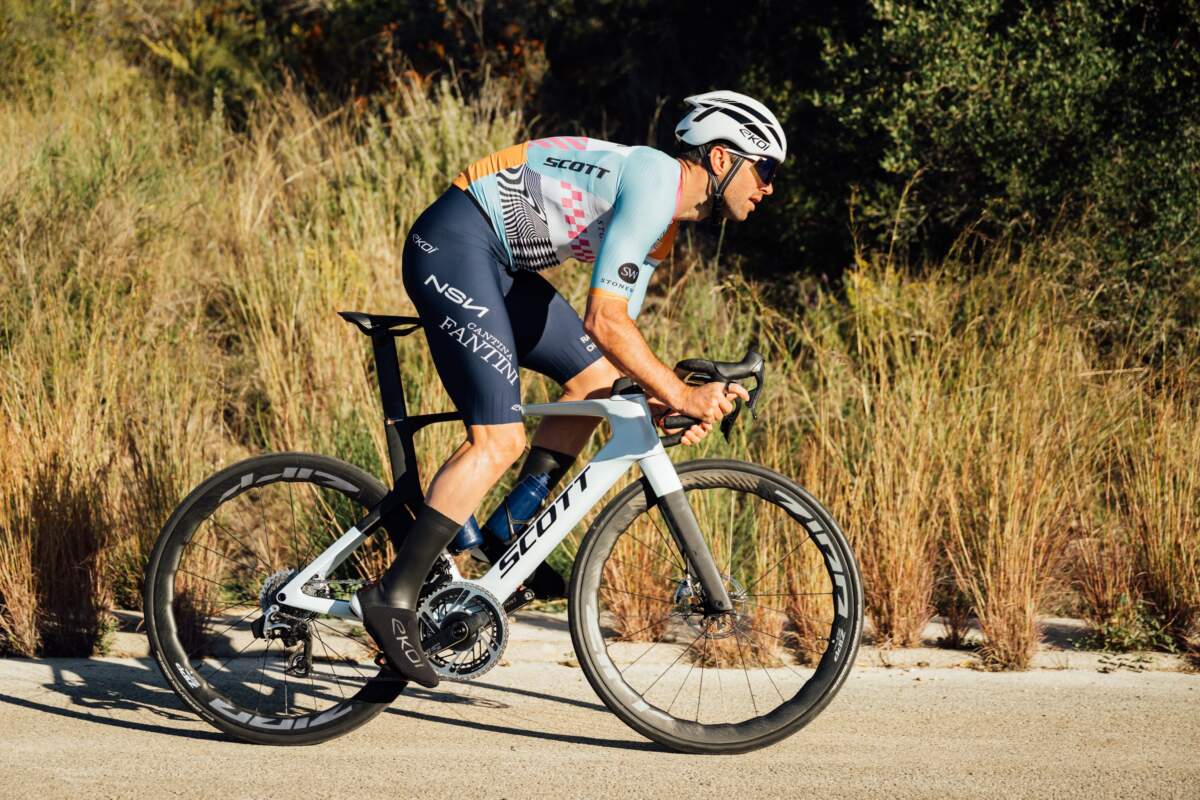Tom van Asbroeck, NSN Cycling Team 2026 jersey